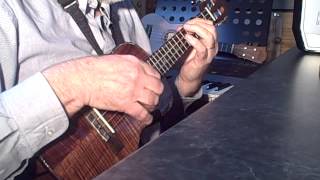 Heat of the Moment - Asia - Solo Ukulele - Colin Tribe on LEHO
