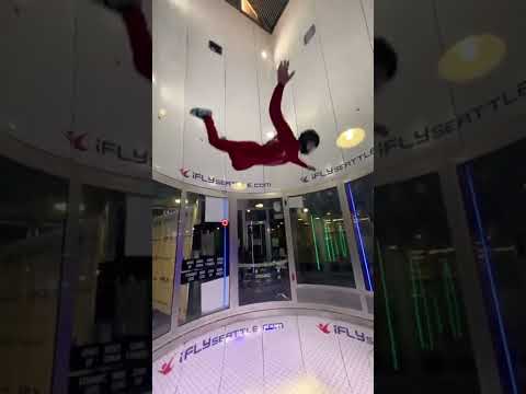 Making indoor skydiving look EASY 😯