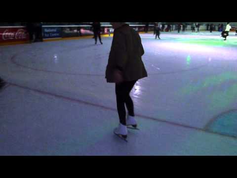Skate UK Grade 4- Backwards Skating into a One Foot Glide