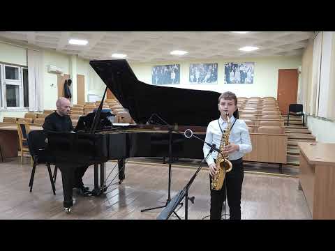 Ferrer Ferran - Baghira Sonatina (Matei Sahaidac-alto sax, prof.AlinFilipescu-piano, CNAOB Iasi RO)