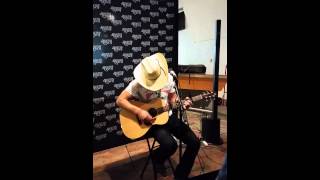 Dustin Lynch - Sing It To Me