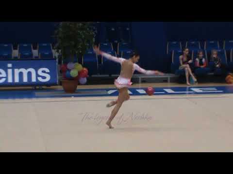 Gillian LEOPOLD ballon - 2013 Gala de charité Reims 2 février