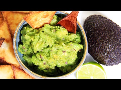 My Super EASY 5 Minute Guacamole Recipe! No Cilantro!