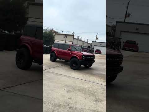 AWT - Ford Bronco with 2" Rough Country Lift on 20x10 Fuel Off-Road Quake Wheels & 35" Toyo Tires
