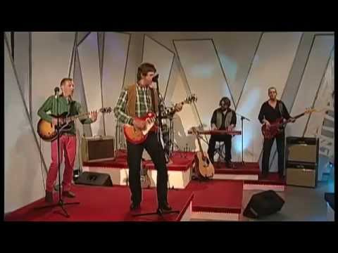 WILLY and the POOR BOYS - Hey Tonight - RNF Life - 2014
