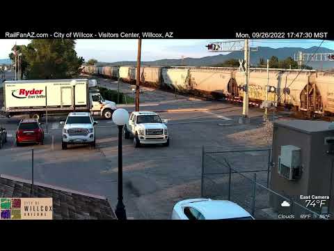 Union Pacific 6770 leads a grain train in Willcox, AZ