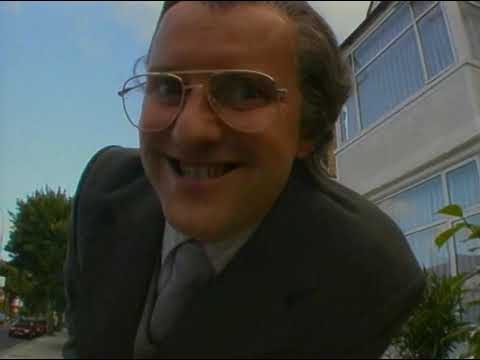 Stella Street - Series 2 - Episode 10 - The Siege