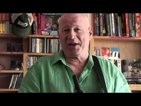 download lagu mp3 mp4 Neil Innes, download lagu Neil Innes gratis, unduh video klip Neil Innes