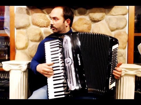 5947 - Black Giulietti 127 Classic Piano Accordion LMMH 41 120 $7999