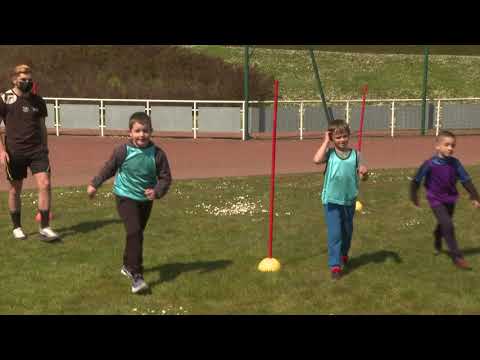 Entraînement sur le stade de foot pour le club de handball - 21 avril 2021