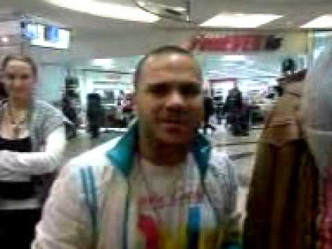 Cengi singt mit Zcalacee