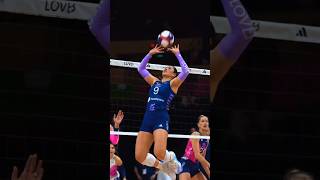 TOP MOMENT 🔥 #viralvolleyball #volleyballworld #viral #shortsviral #shortefeed