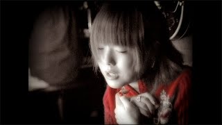 Video thumbnail of "aiko- 『カブトムシ』music video"
