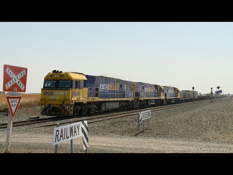 3PM4 Steel Wagons & Containers - PoathTV Australian Trains & Railways