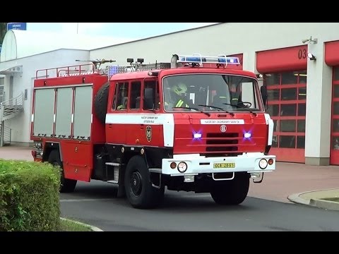 Czech V12(!) Fire Engine responding | Tatra CAS Hasiči Děčín