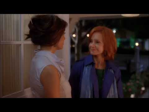 Jessie And Susan Drink Together, Jessie Kisses Susan - Desperate Housewives 5x17 Scene