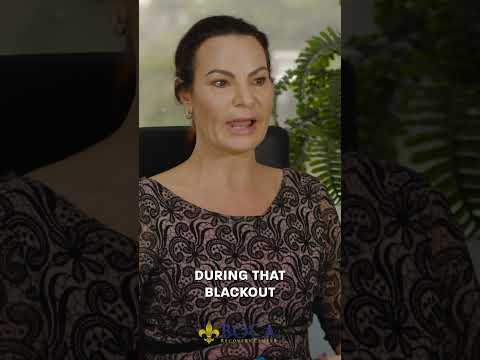 What is a blackout from drinking❓ #alcoholabuse #alcoholic