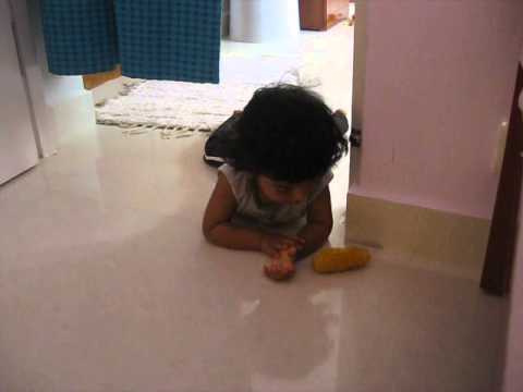 Devang 0512 - Devang  is eating corn