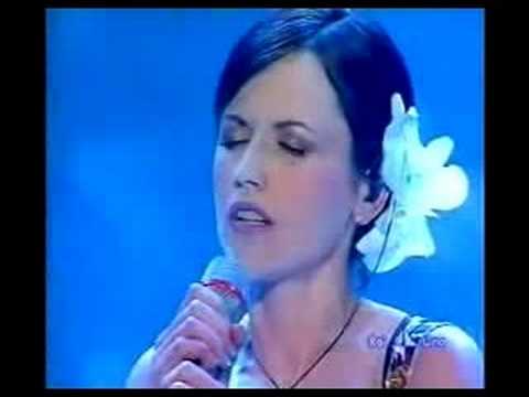 Ave Maria (live) - Dolores O'riordan