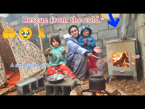 From Death in the Cold to a Warm Home Surprise Gift for a Homeless Mother🥹🏚️🥶