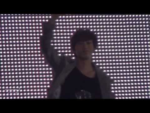 (fancam)121125 SMT BKK Dancing Out eunhyuk focus