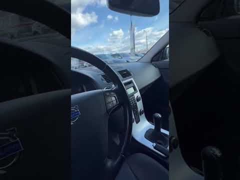 фото volvo v50 i рестайлинг 0