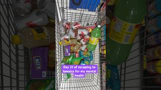 Day in the life of a thirtysomething Londoner who's escaped to Jamaica, supermarket haul #solotravel