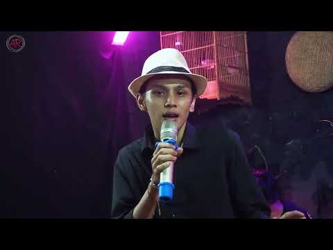 Ngolembar Voc. Rifaldi Fahlevino Versi Galacang Group Music