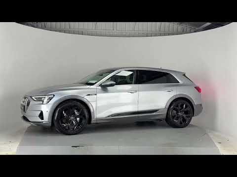 Audi e-tron 50 TECHNIK**NEW 22"ALLOYS BLACK LEATHE - Image 2