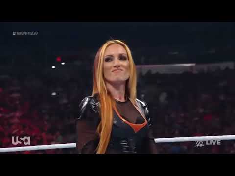 Trish Stratus attacks Becky Lynch WWE RAW 2023
