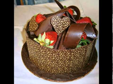 cake decorating with beautiful chocolate