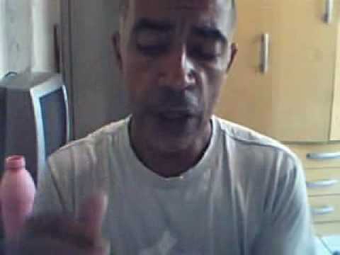 HCC HINO 203  CRISTO  É  MEU SENHOR.