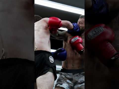 3 ROUND WAR 🔥 Escandon vs Baez | Kickboxing Battle | PFL 49 #Shorts