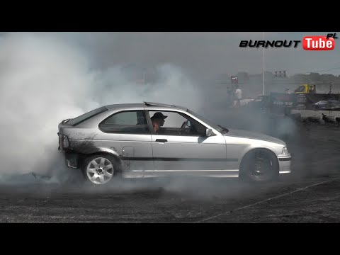 Pokaz mocy BMW E36 323ti "BADOS" - XXIII Ogólnopolski Zlot BMW Toruń 2021