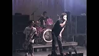 Green Day - Knowledge (Operation Ivy) cover live [THE FILLMORE 1997]