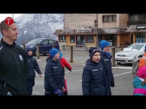 Mladí hokejisté HC Trutnov na turnaji ve Francii