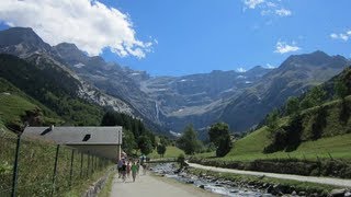 preview picture of video 'Rando01-Le cirque de Gavarnie et la cascade-1080p-Full HD'