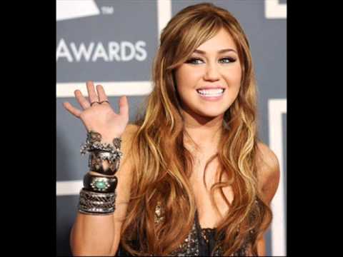download lagu mp3 mp4 Party In The Usa Bass, download lagu Party In The Usa Bass gratis, unduh video klip Download Party In The Usa Bass Mp3 dan Mp4 Viral Gratis