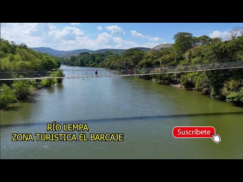 El Hermoso Río Lempa En El Barcaje, San Isidro Lempa, La Libertad, EL SALVADOR.
