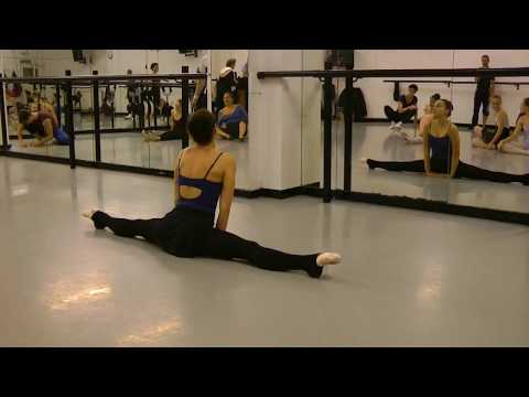 download lagu mp3 mp4 Danceworks, download lagu Danceworks gratis, unduh video klip Download Danceworks Mp3 dan Mp4 Free All Gratis