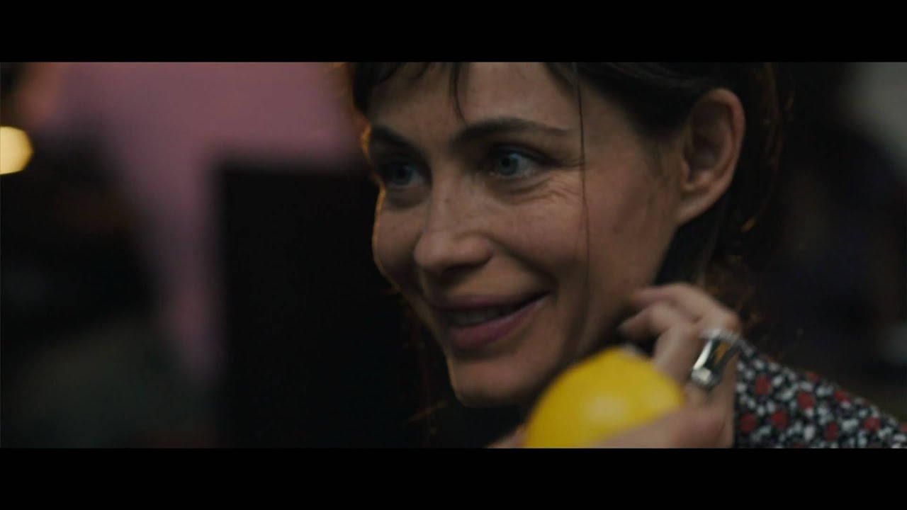 Miniature de la vidéo ÇA COMMENCE PAR LA FIN - bande annonce du film Ça commence par la fin