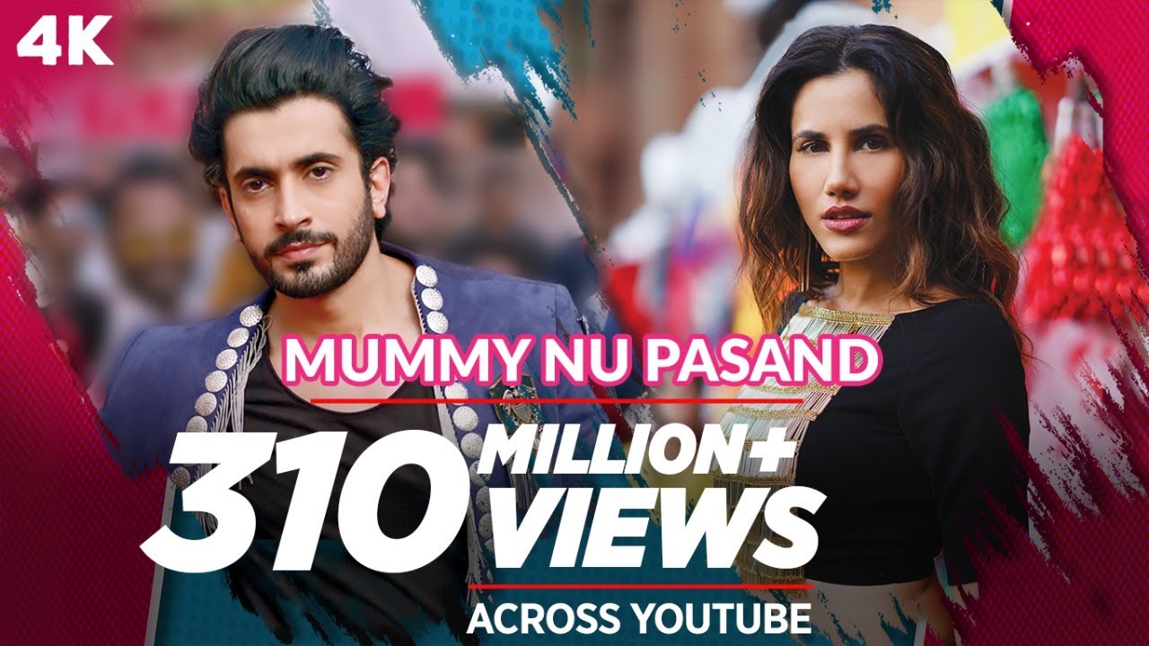 MUMMY NU PASAND Lyrics in Hindi | Jai Mummy DI