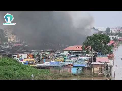 Fire Breaks Out Near GCB Towers at Circle, Accra
