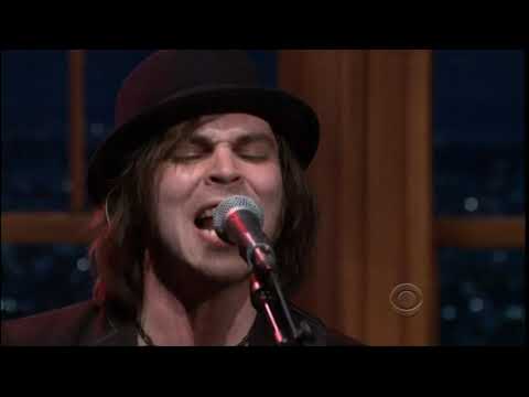 TV Live: The Hot Rats - "Pump It Up" (Ferguson 2010)