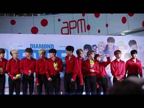 170811 SEVENTEEN (세븐틴) - CHIT CHAT WITH MC  @APM X SEVENTEEN THE 1ST WORLD TOUR DIAMOND EDGE 記者會 CAM