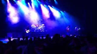 311 - Leaving Babylon (live clip)