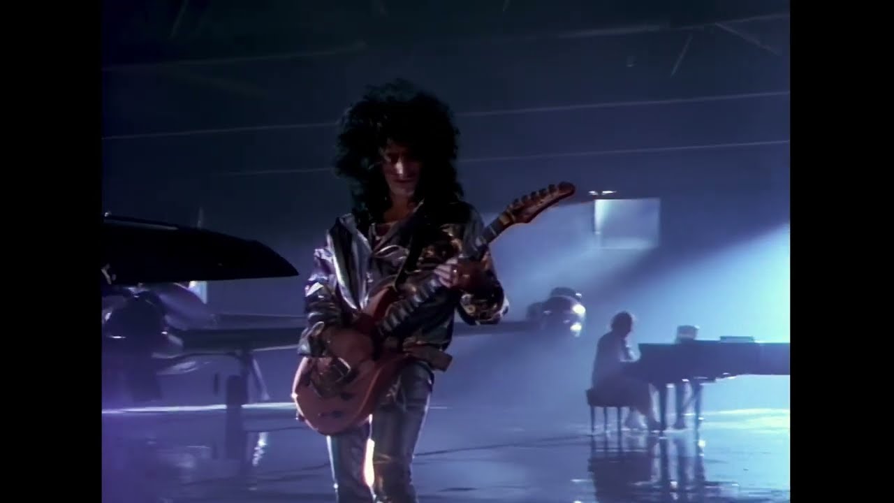Harold Faltermeyer & Steve Stevens - Top Gun Anthem (Official Video) Full HD (Remastered & Upscaled) - YouTube