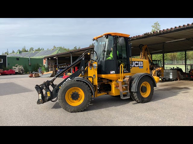 748053 JCB 411HT midjestyrd hjullastare 4666,8H 30 Km/H Reg.nr: CYB029