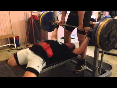 Benkpress 152,5kg easy