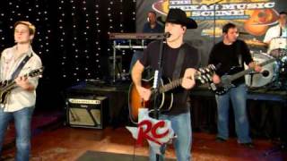 Roger Creager performs 